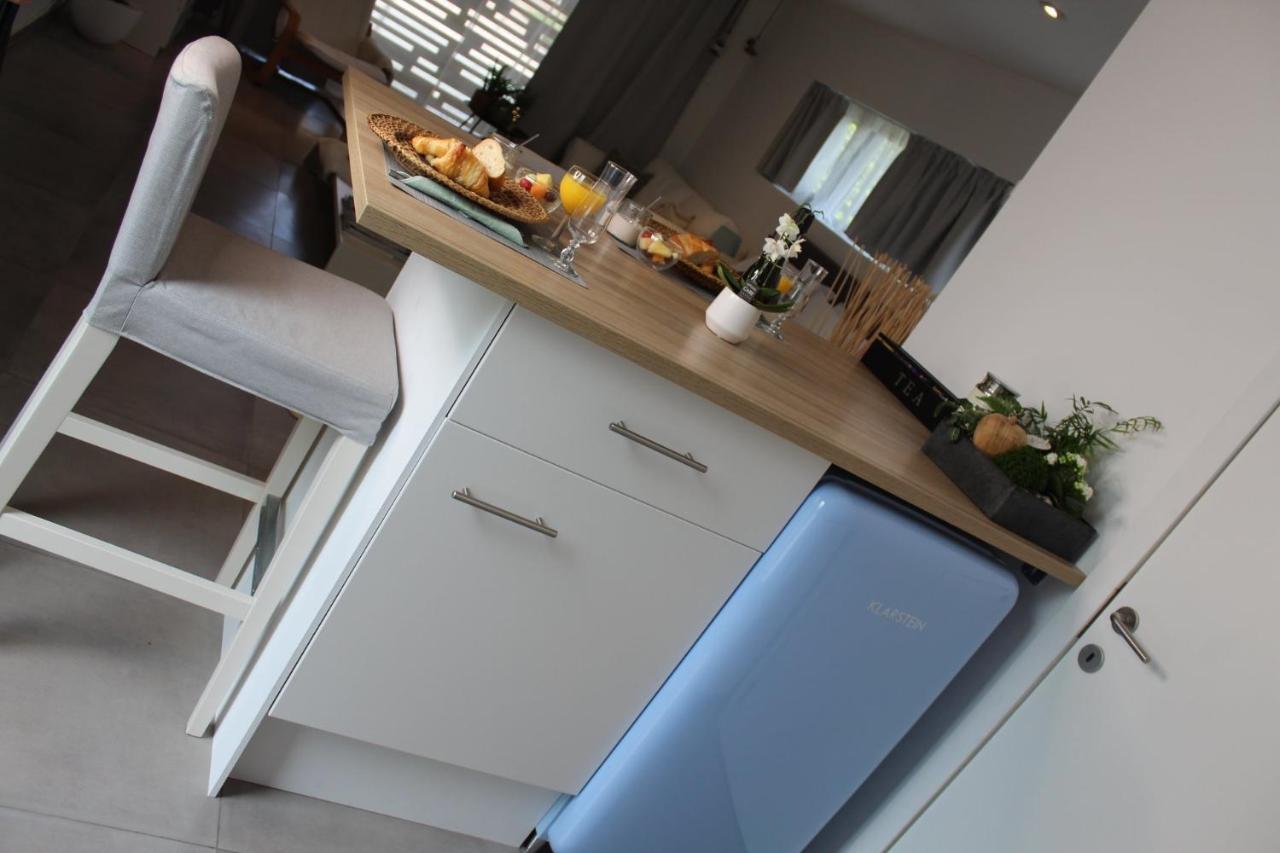 Studio Tout Neuf. Court Sejour, Loisirs, Professionnel Chaudfontaine Bagian luar foto